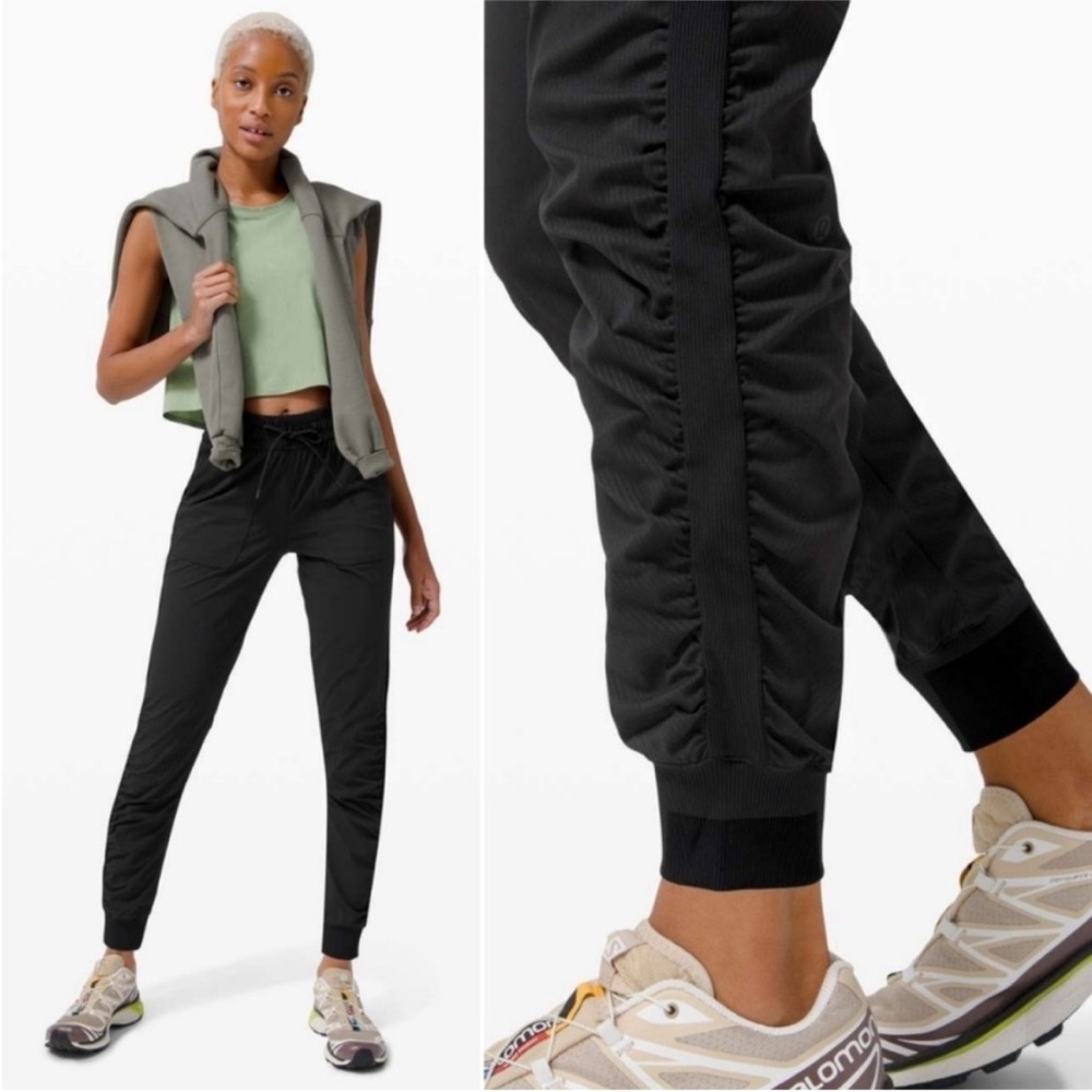 Lululemon Beyond the Studio Jogger Dance Athletic Pants Black Pinstripe